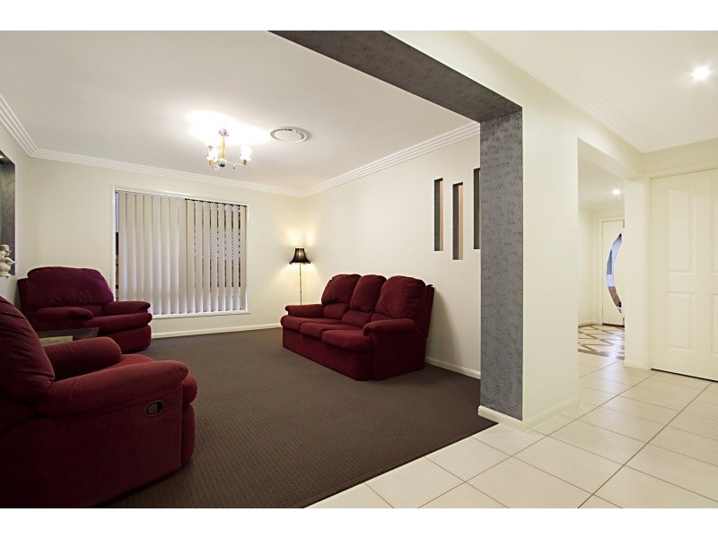 28 Harvey Place, Calamvale QLD 4116