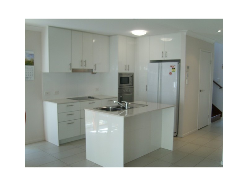 15/37 Slobodian Avenue, Eight Mile Plains QLD 4113