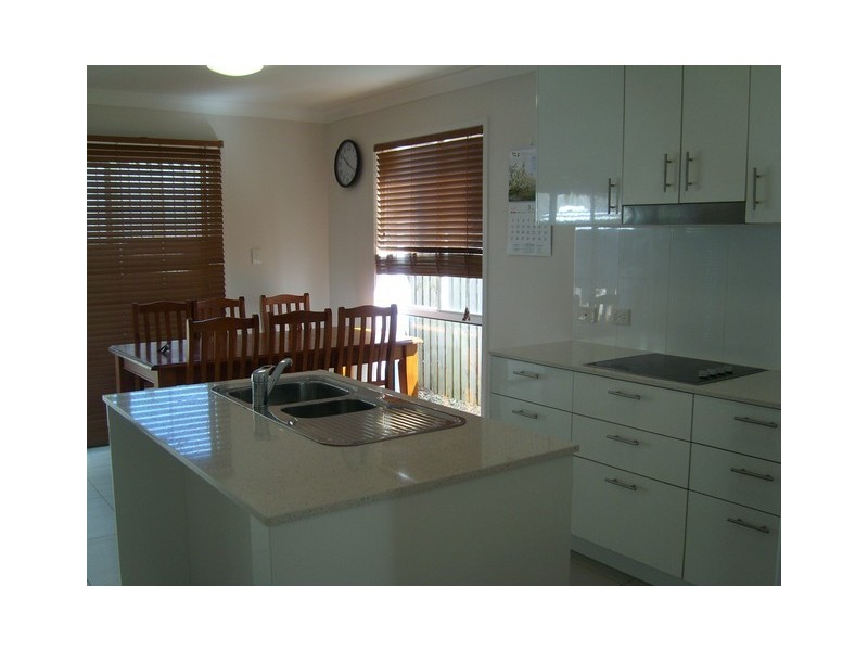 15/37 Slobodian Avenue, Eight Mile Plains QLD 4113