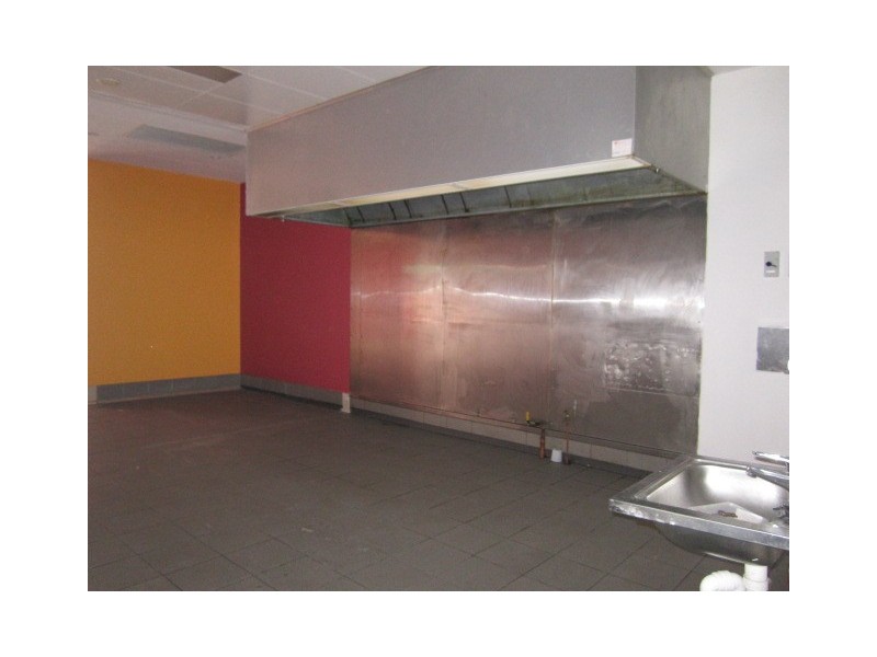 Shop 4, 1420 Logan Road, Mount Gravatt QLD 4122