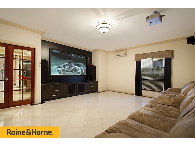 7 Willowleaf Close, Stretton QLD 4116