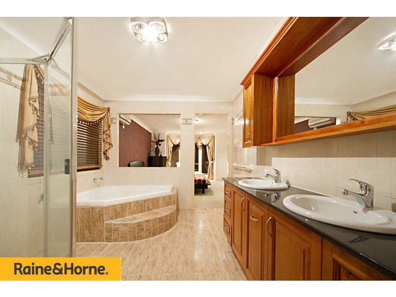 7 Willowleaf Close, Stretton QLD 4116