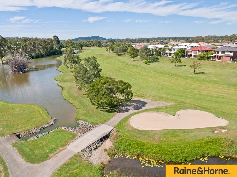 6 The Avenue, Windaroo QLD 4207