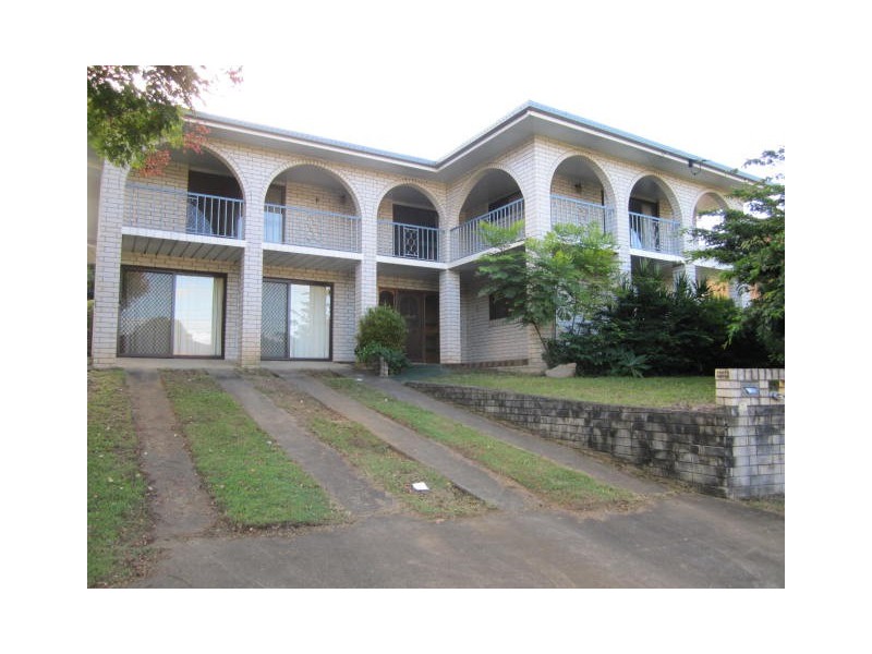 12 Avocado Street, Macgregor QLD 4109