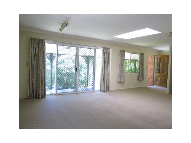 31 Byambee Street, Kenmore QLD 4069