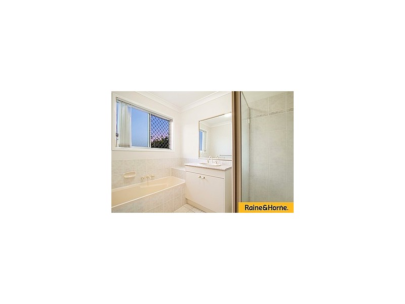 66 Paddington Crescent, Stretton QLD 4116