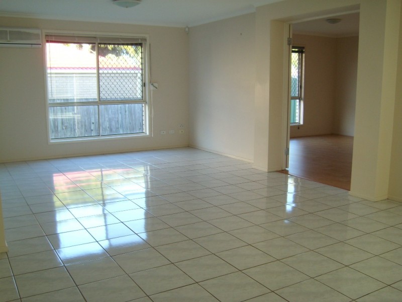 22 Eden Elm Street, Calamvale QLD 4116