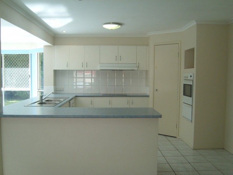 22 Eden Elm Street, Calamvale QLD 4116