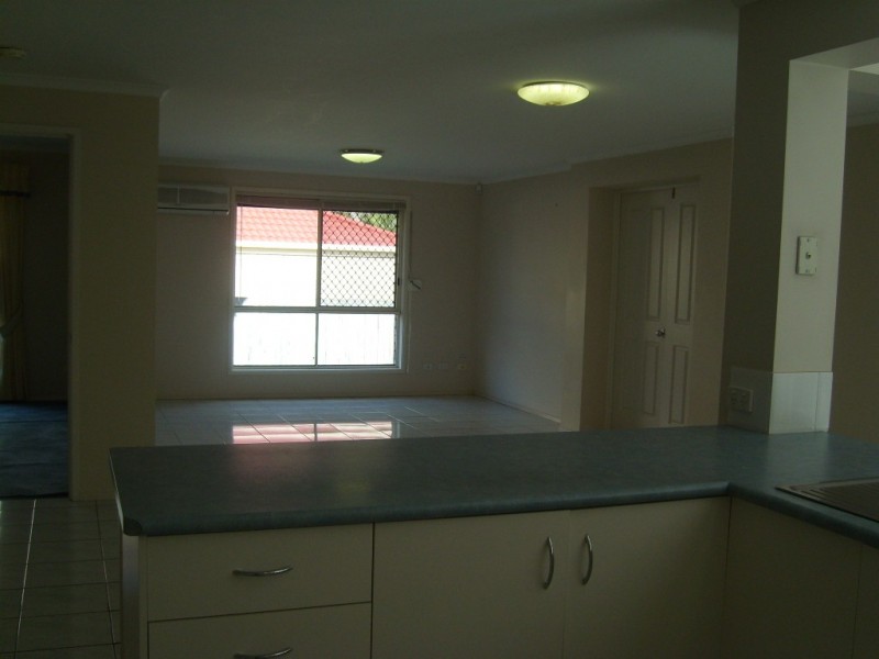 22 Eden Elm Street, Calamvale QLD 4116