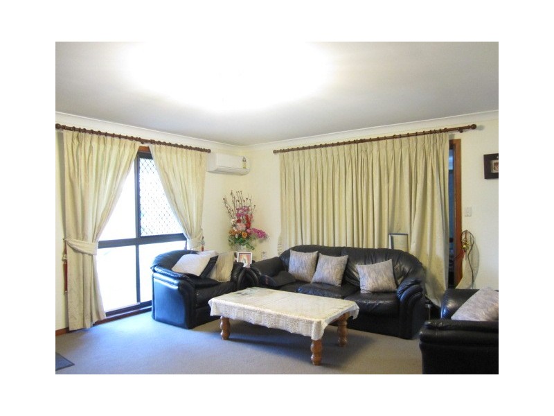 24 Vied Road, Pallara QLD 4110