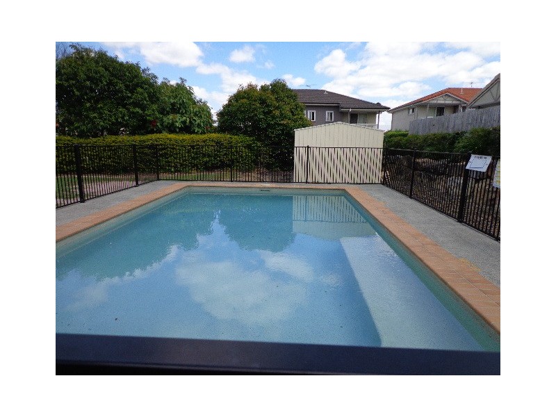 8/1 Daintree Drive, Parkinson QLD 4115