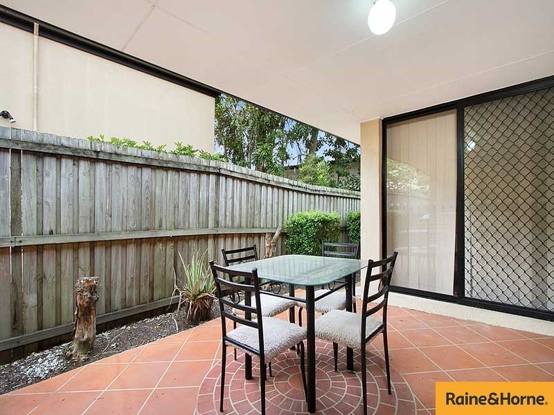 2/12 Angel Street, Eight Mile Plains QLD 4113