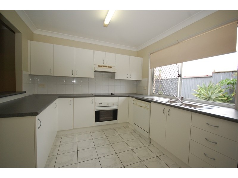 3/10 Vinal Street, Robertson QLD 4109