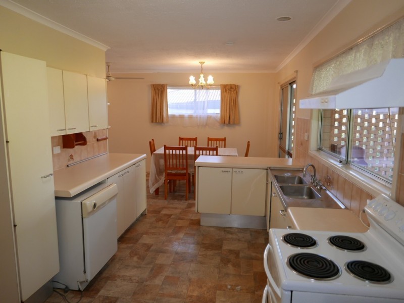 145-147 Mt Gravatt-Capalaba Road, Upper Mount Gravatt QLD 4122