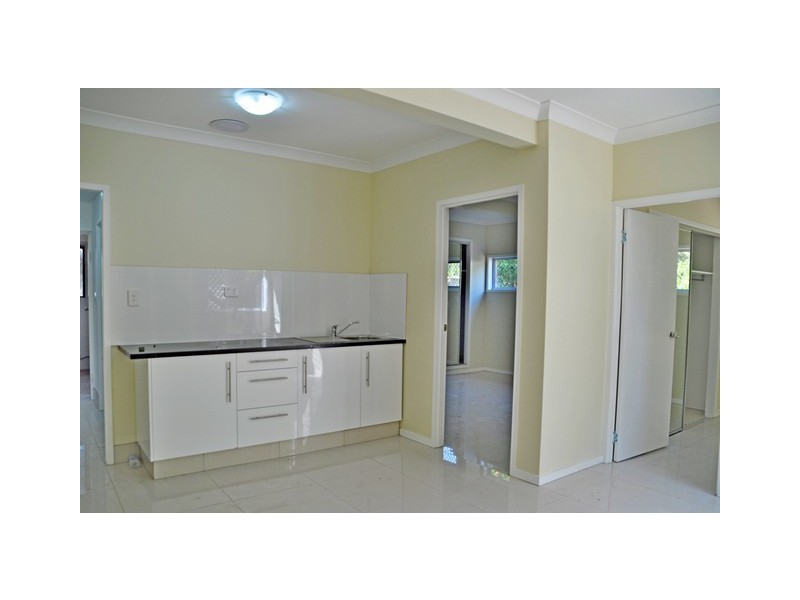 145-147 Mt Gravatt-Capalaba Road, Upper Mount Gravatt QLD 4122