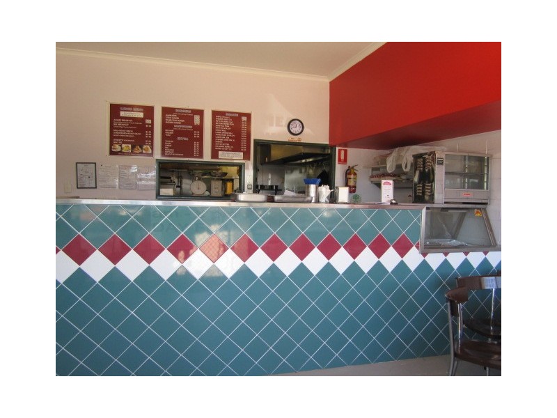 Shop 5, 104 Compton Road, Woodridge QLD 4114