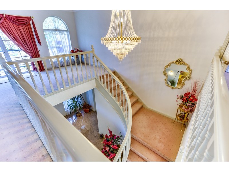 9 Hanrahan Street, Robertson QLD 4109