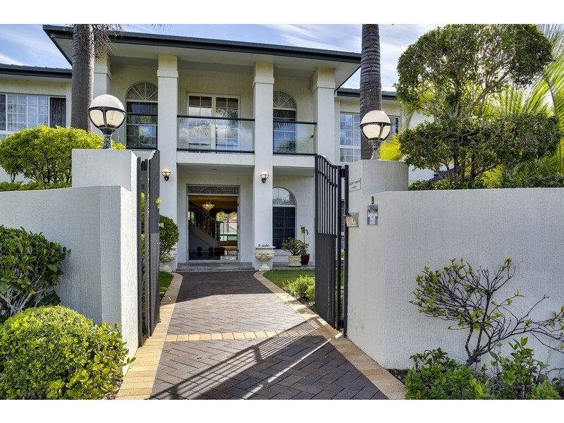 9 Hanrahan Street, Robertson QLD 4109