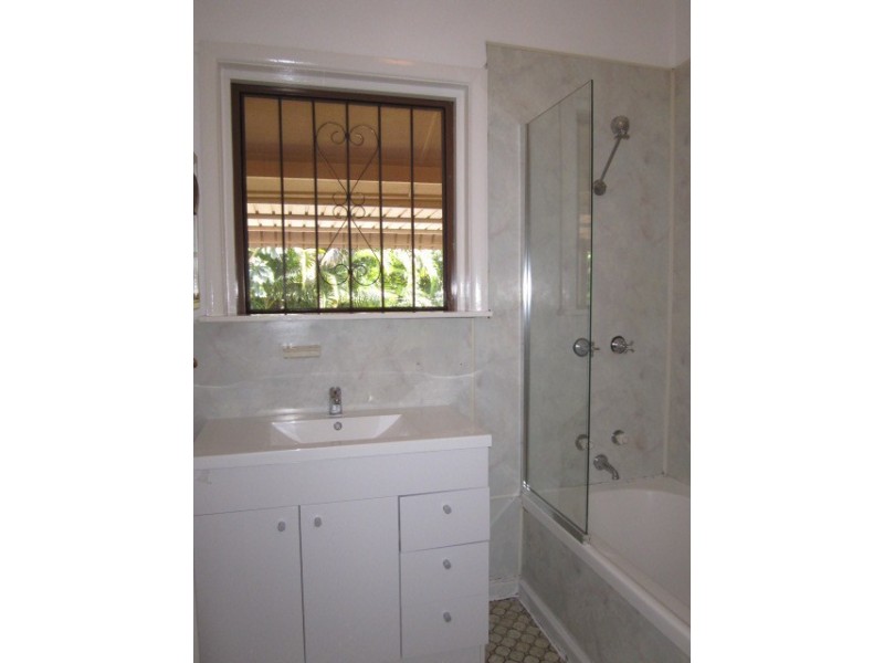 216 Mains Road, Sunnybank QLD 4109