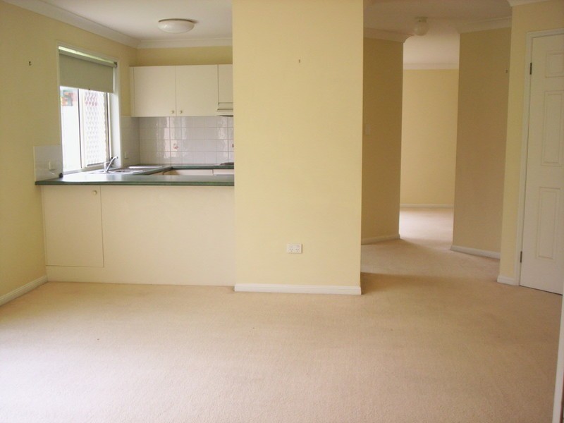 49 Gippsland Drive, Helensvale QLD 4212