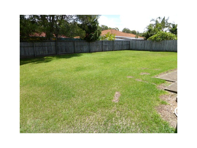49 Gippsland Drive, Helensvale QLD 4212