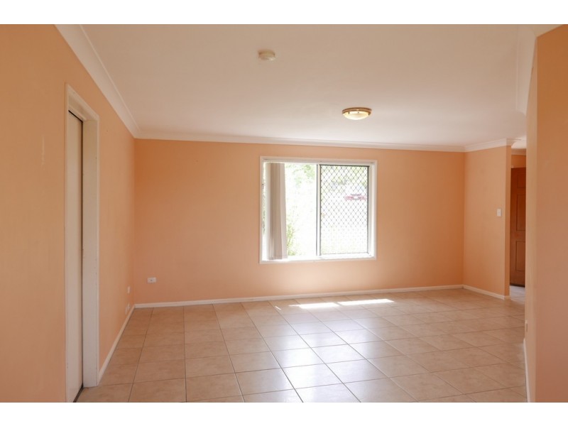 16 Streamview Crescent, Springfield QLD 4300