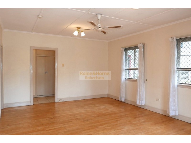 34 Mains Road, Sunnybank QLD 4109