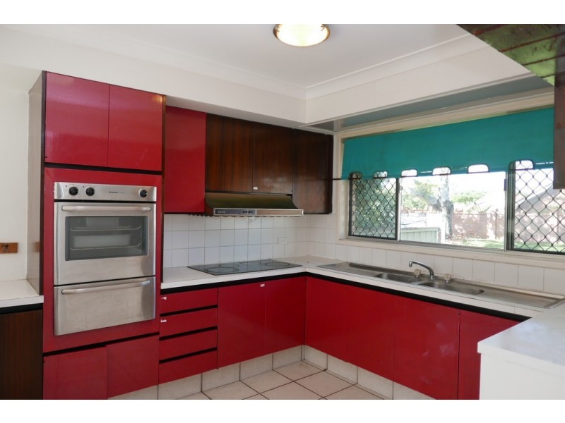 3 Chicago Street, Robertson QLD 4109