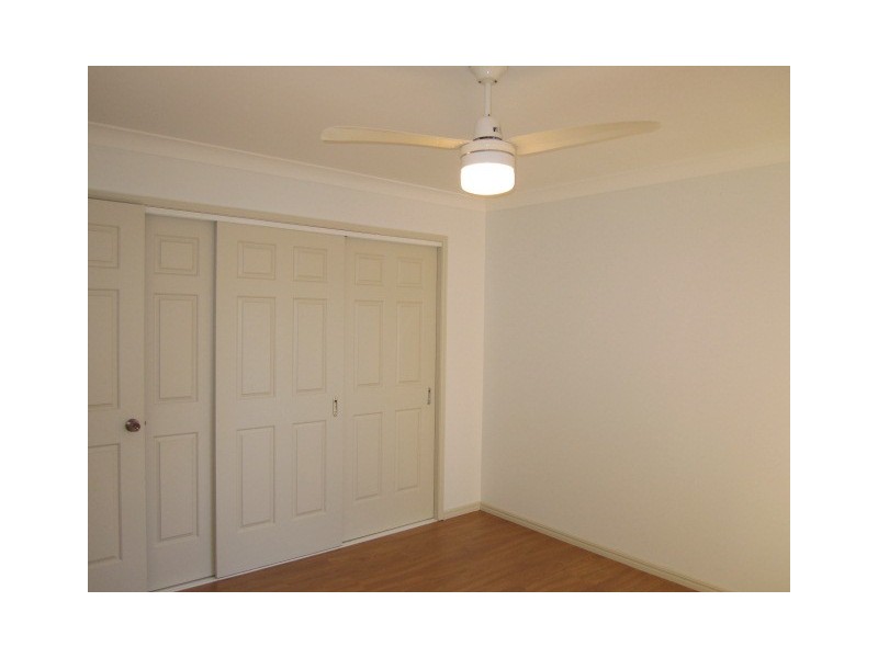 8 Manitoba Place, Wavell Heights QLD 4012