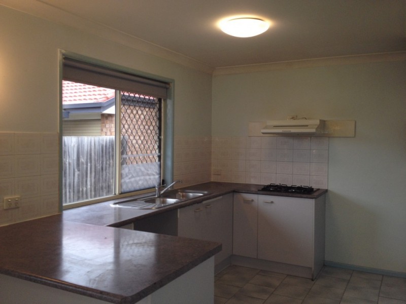 76 The Village Avenue, Coopers Plains QLD 4108