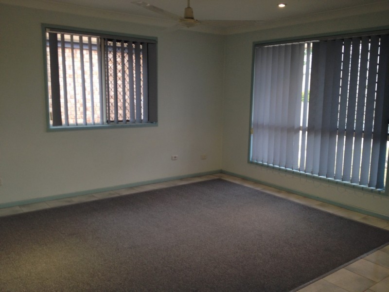 76 The Village Avenue, Coopers Plains QLD 4108