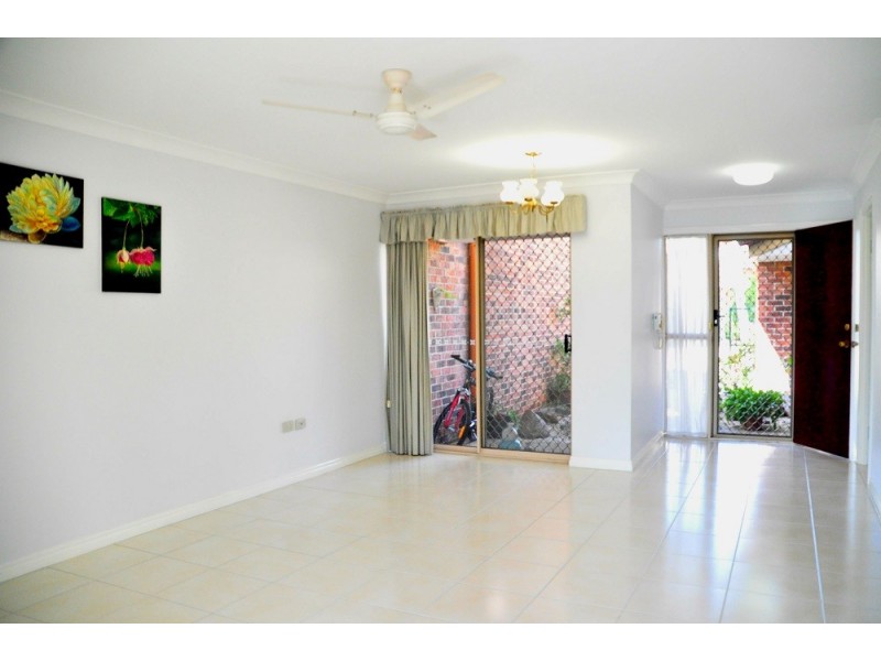 5/70 Delfin Drive, Macgregor QLD 4109