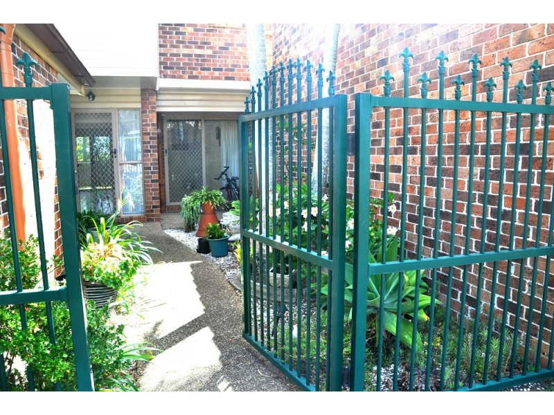 5/70 Delfin Drive, Macgregor QLD 4109