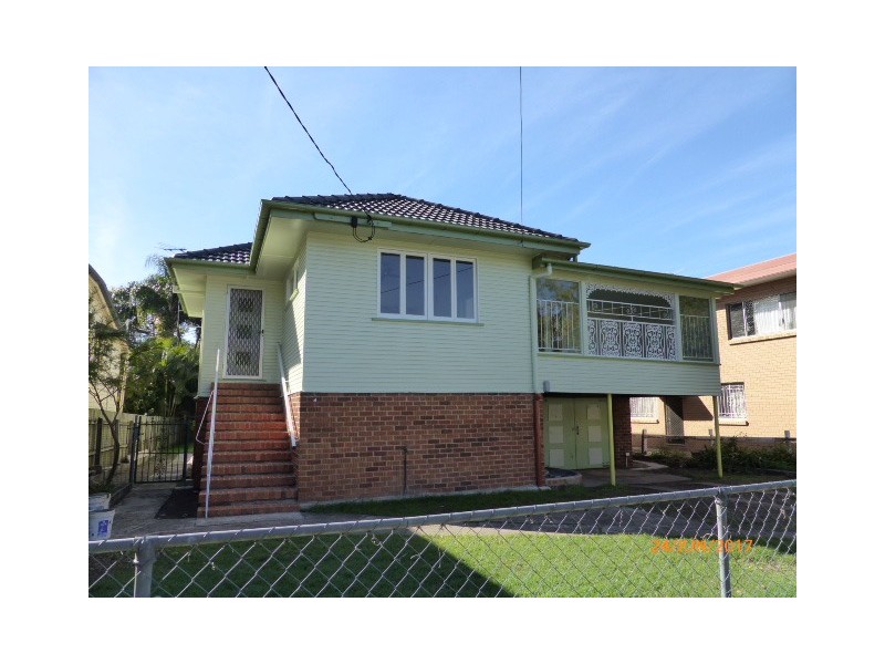 10 Jubilee Street, Greenslopes QLD 4120
