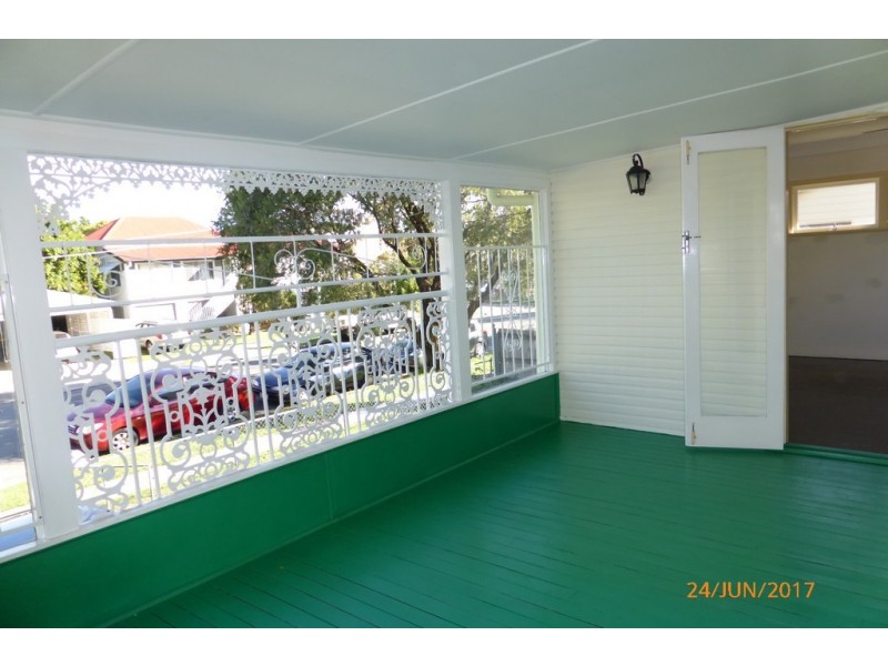 10 Jubilee Street, Greenslopes QLD 4120