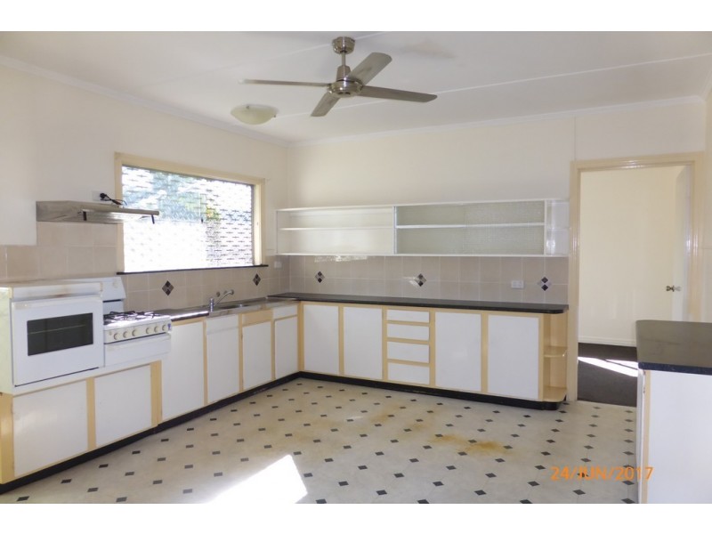 10 Jubilee Street, Greenslopes QLD 4120