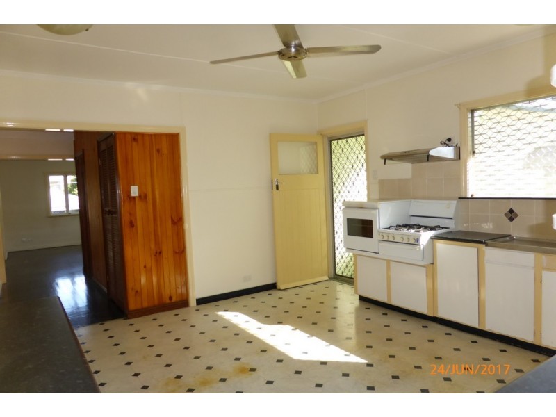 10 Jubilee Street, Greenslopes QLD 4120