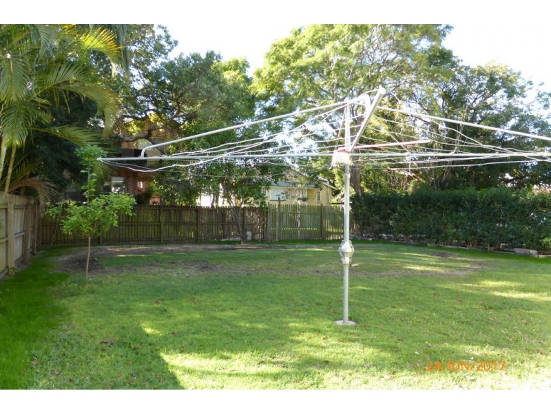10 Jubilee Street, Greenslopes QLD 4120