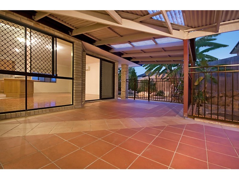 61A Azalea Crescent, Calamvale QLD 4116