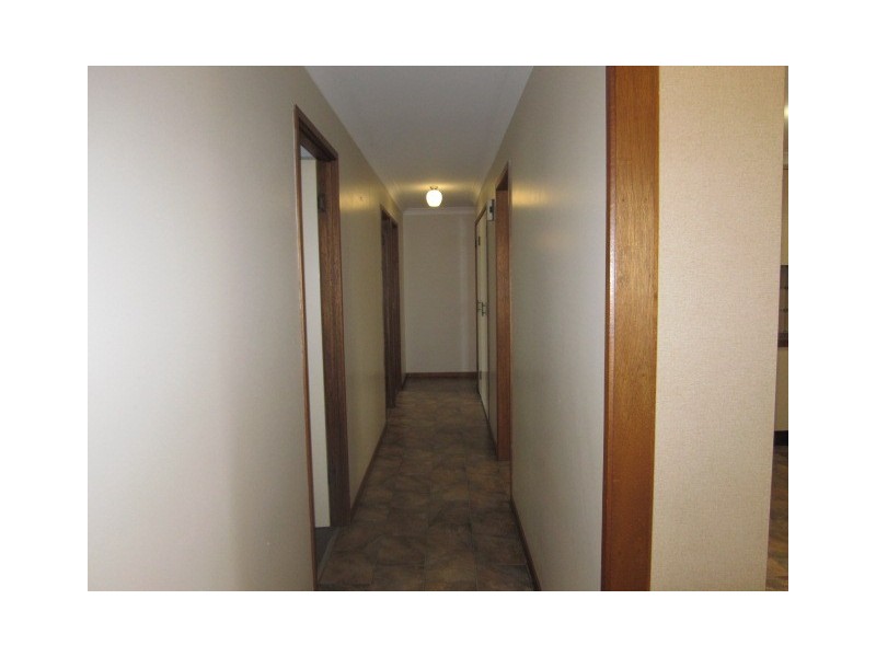 25 Oakleaf Street, Eight Mile Plains QLD 4113