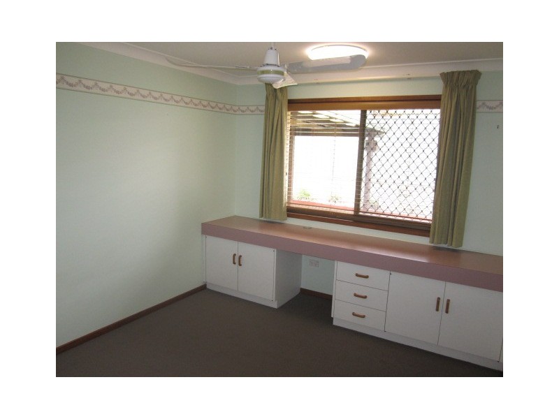 25 Oakleaf Street, Eight Mile Plains QLD 4113