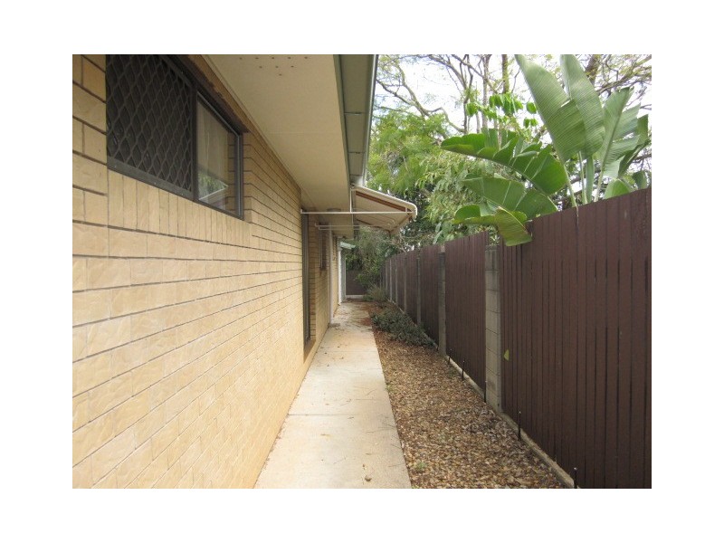 25 Oakleaf Street, Eight Mile Plains QLD 4113