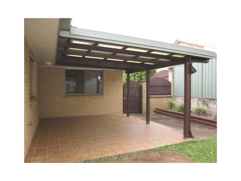 25 Oakleaf Street, Eight Mile Plains QLD 4113