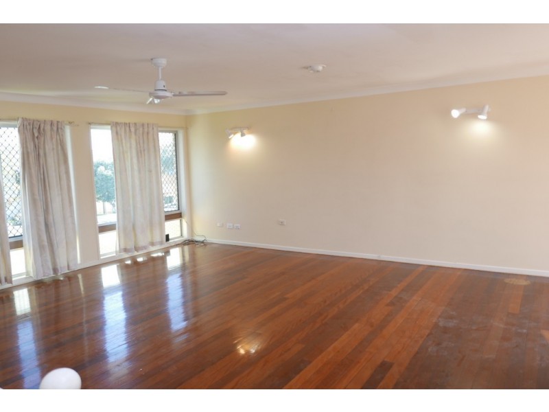 38 Dennistoun Street, Sunnybank Hills QLD 4109