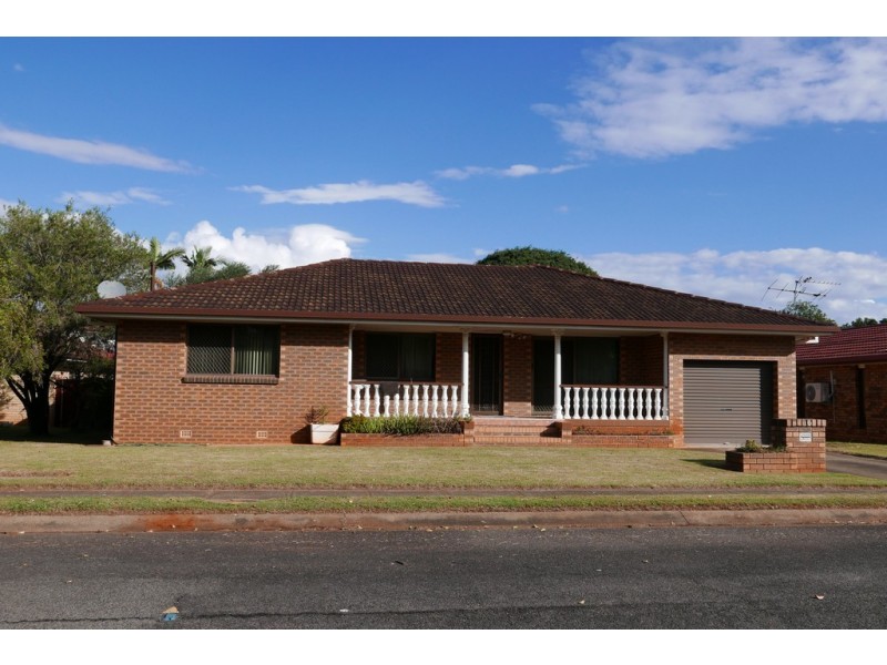 10 Angophora Street, Robertson QLD 4109