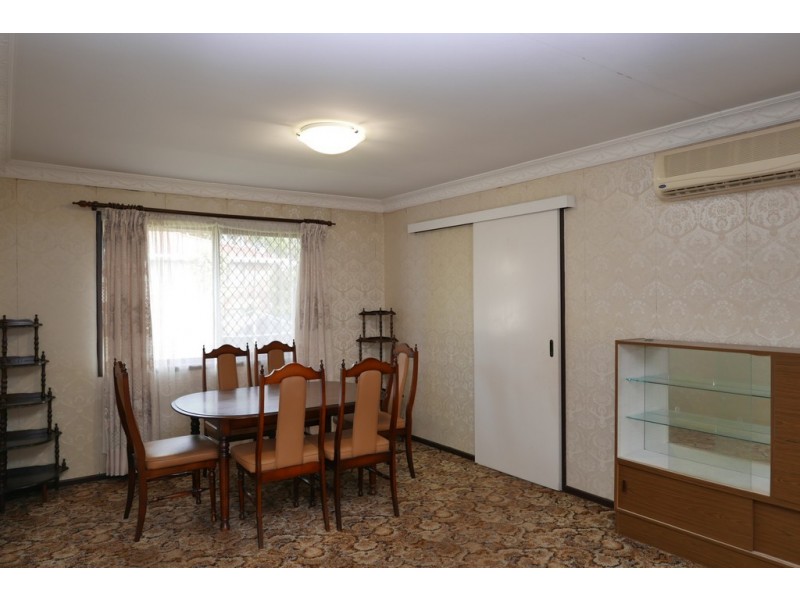 10 Angophora Street, Robertson QLD 4109