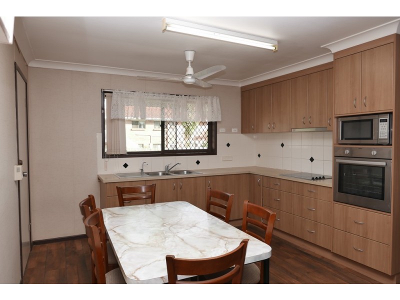 10 Angophora Street, Robertson QLD 4109