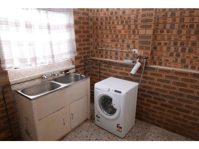 10 Angophora Street, Robertson QLD 4109