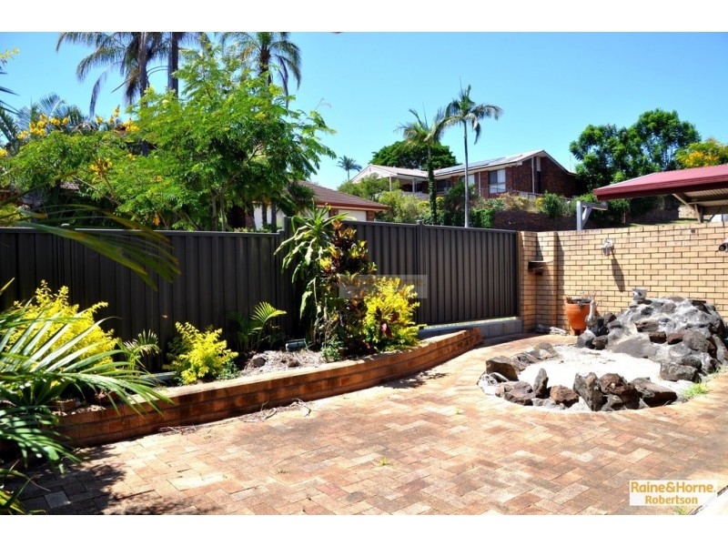 27 Warrington Street, Robertson QLD 4109