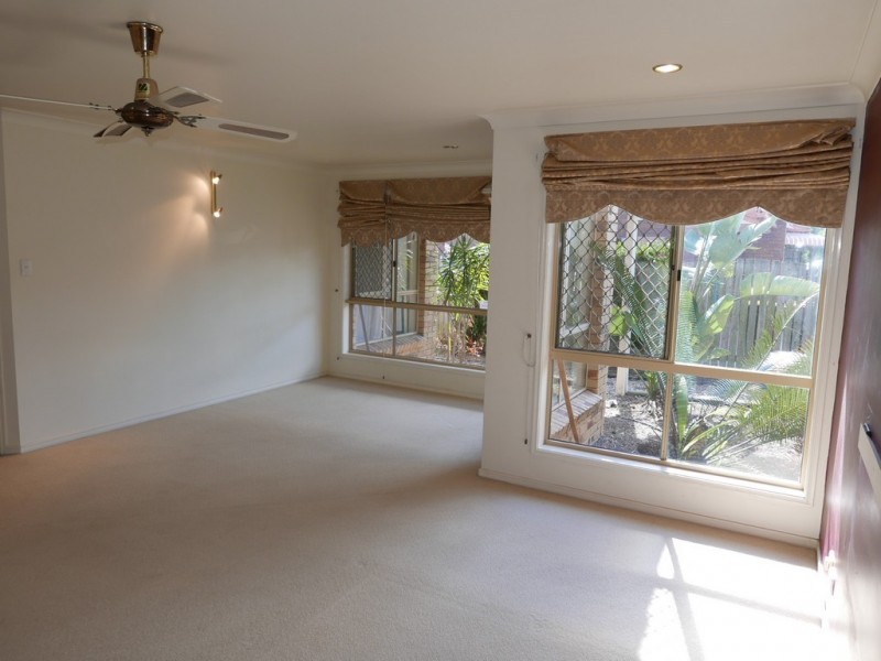 64 Borella Road, Sunnybank Hills QLD 4109